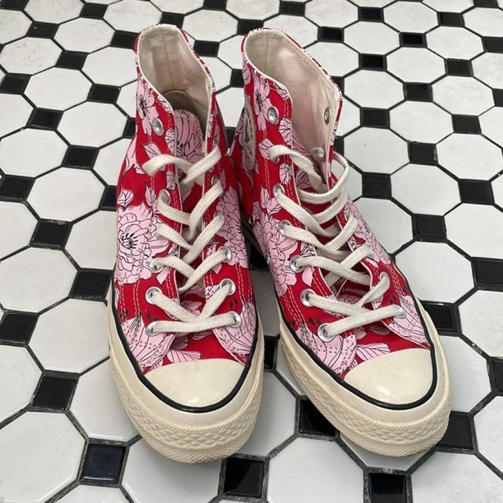 Converse High-Top floral sneaker